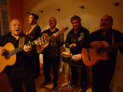 die Band "Tumbao" mit Kai Heumann, Marco Anchieta, Jorge Anchieta, Jorge Oliva und Sergio Mansilla